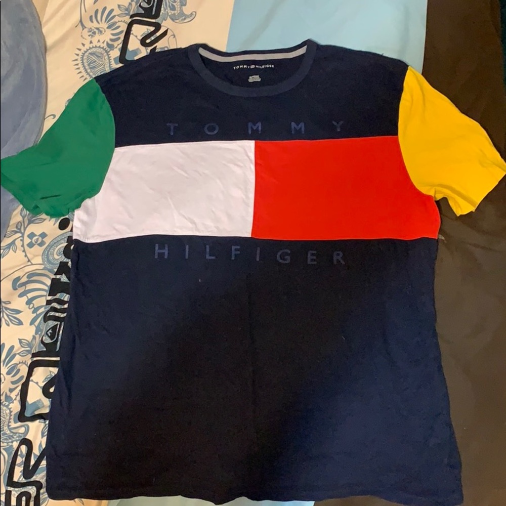 Tommy Hilfiger T Shirt